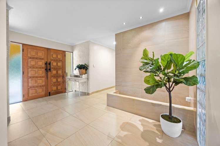 44 Gracechurch Drive Flat Bush_3