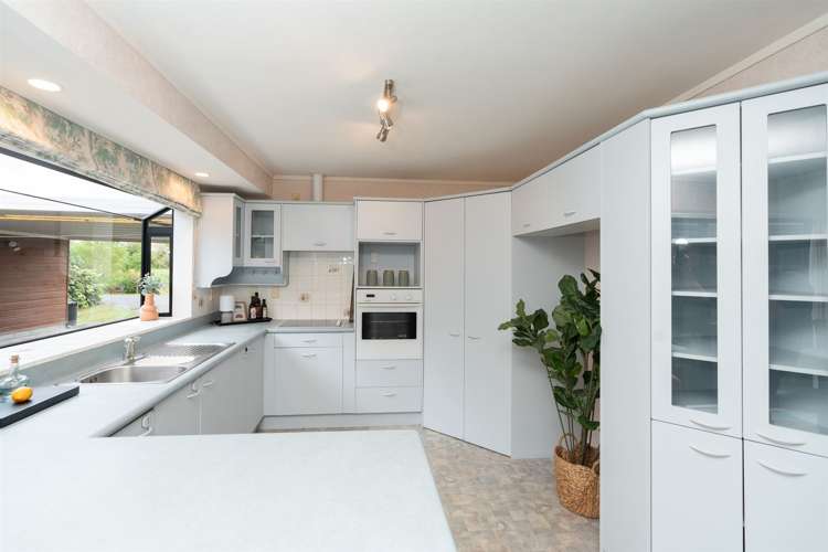 162 Houchens Road Glenview_36