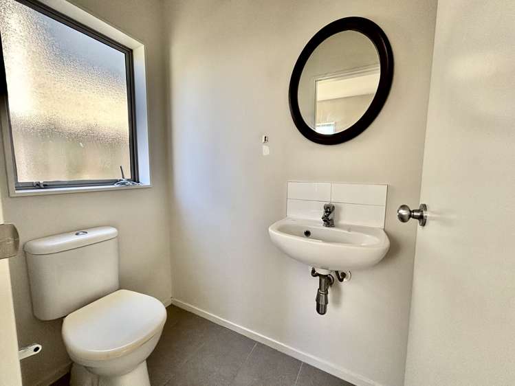 7 Puweto Ave Takanini_12