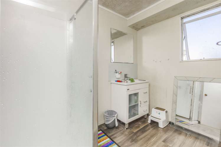 3/10 Penion Drive Flat Bush_6