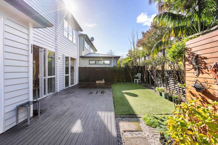 13 Shelby Lane Flat Bush_25