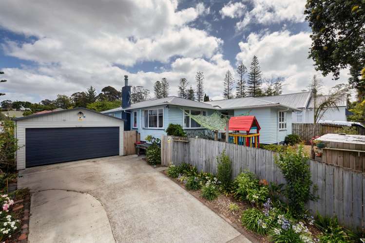 1 Sarona Avenue Glen Eden_0