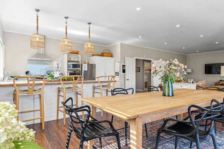 767 Mokau Road Mimi_7