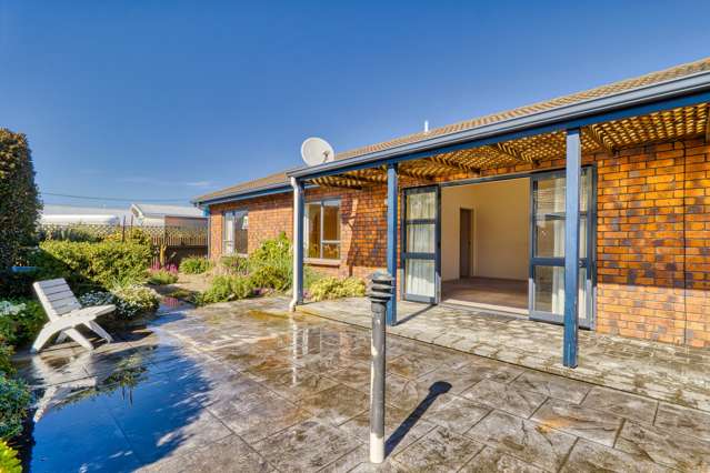 2/109 Ikanui Road Frimley_1