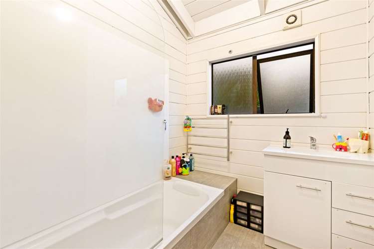 25 Candia Road Swanson_7