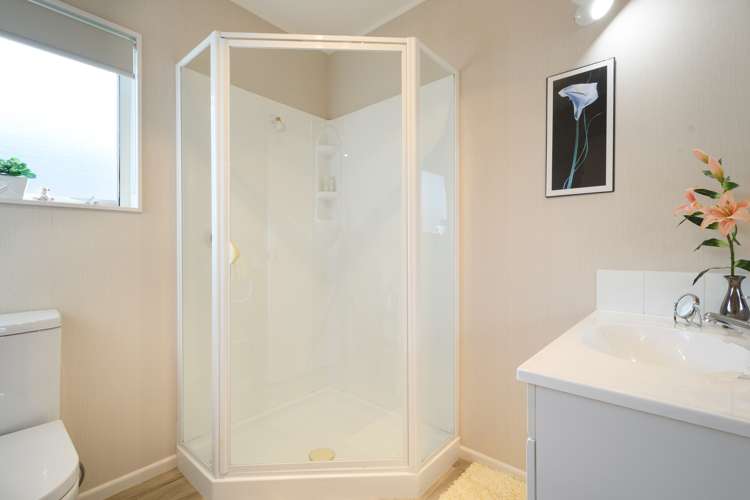 16 Chalmers Close Orewa_12