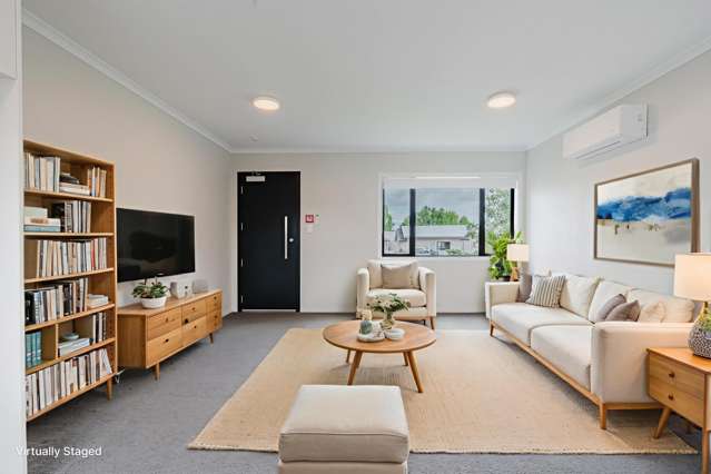 106/17 Vialou Street Hamilton Central_2