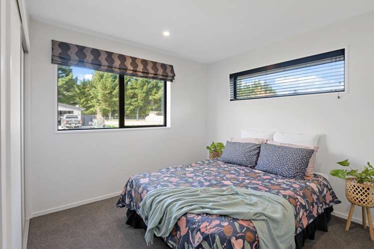 10 Kohunga Crescent Bottle Lake_11