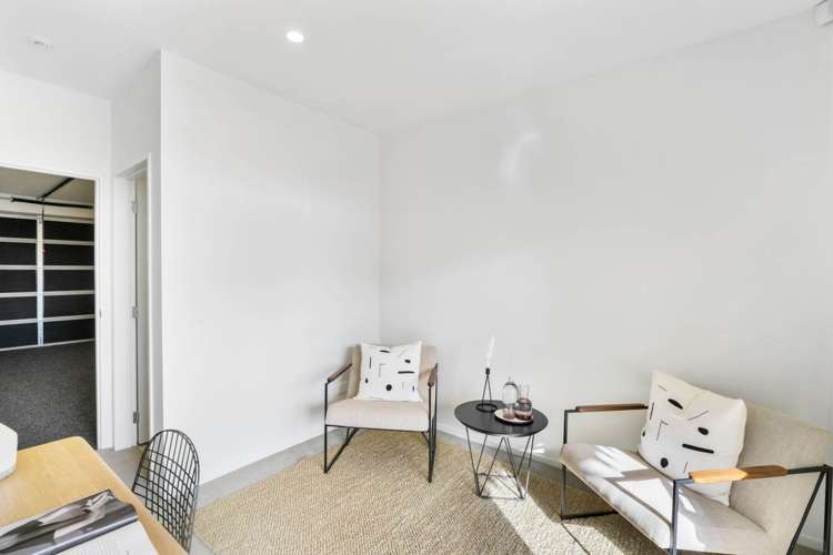 10/2 Moor Avenue Te Atatu Peninsula_11