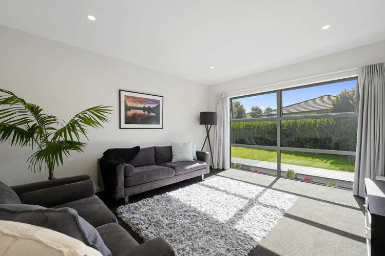 3 Pitoitoi Drive Riverhead_11