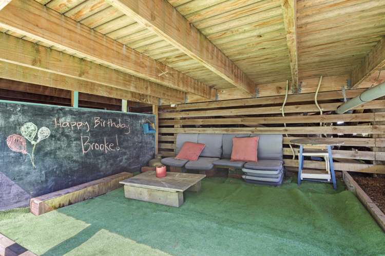 33 Manukau Road Raglan_39