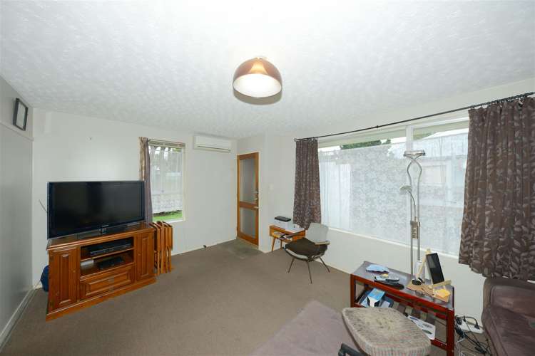 2/17 Takaro Avenue Sockburn_4