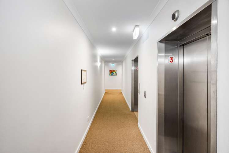 3a/3 Shakespeare Road Napier South_5