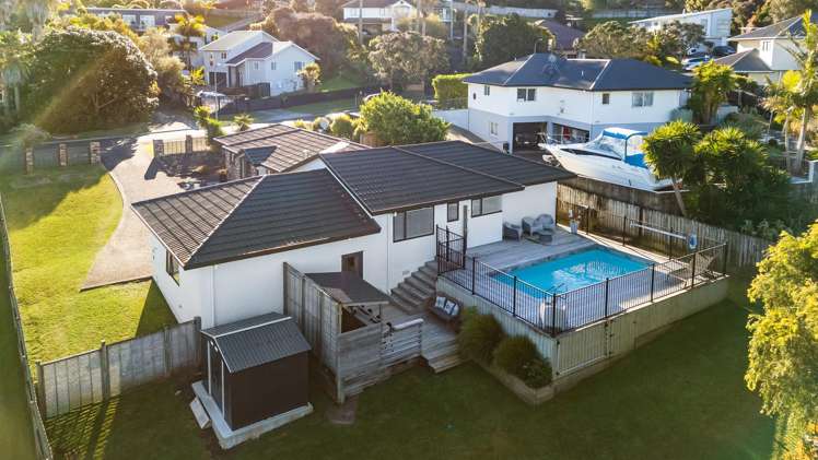 8 Kensington Terrace Gulf Harbour_1
