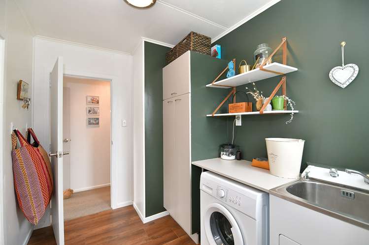 136 Awaroa Road Helensville_13