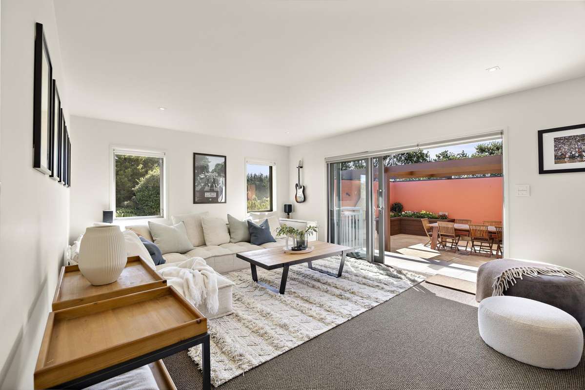 55 Pinetone Road_5