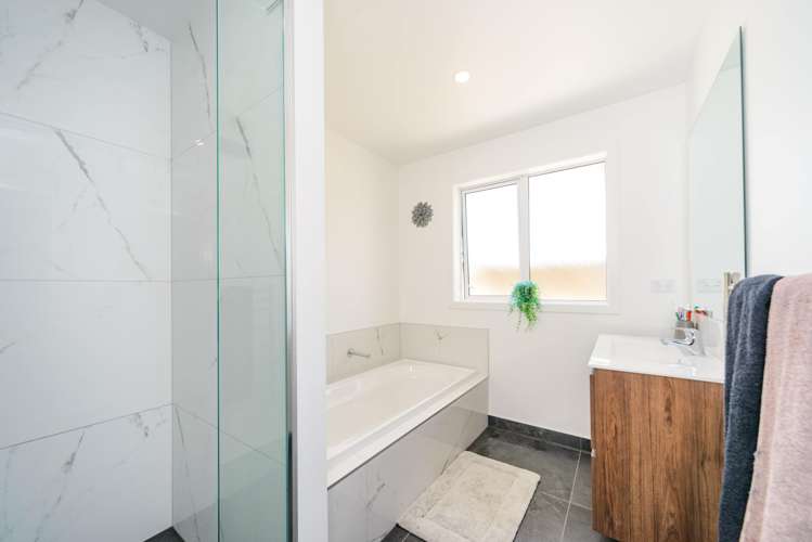 47 Atlantic Drive Fitzherbert_15