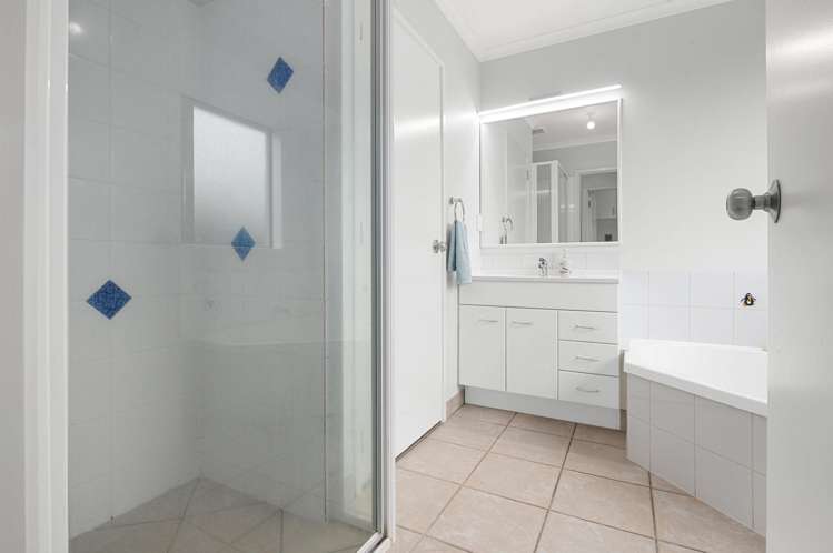 5 Cranbrook Place Rototuna North_15