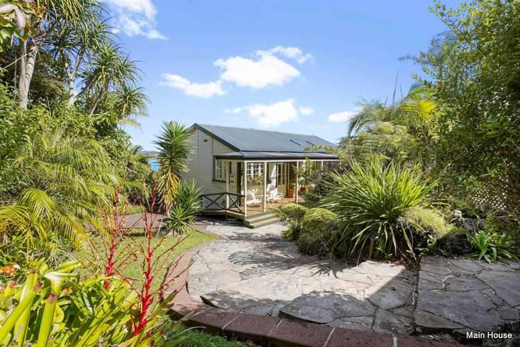 146 Attwood Road Paremoremo_1