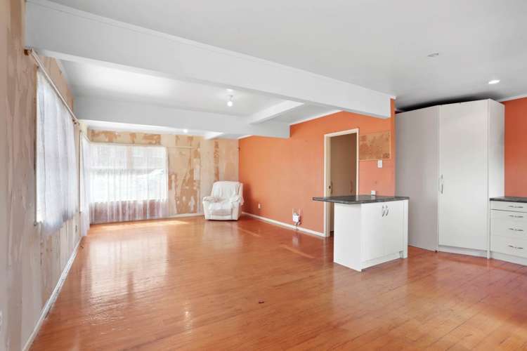 97 Barrys Road Glendene_3