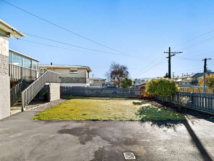 5 Elwyn Crescent Green Island_17