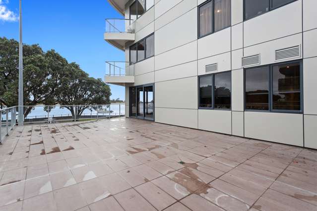 202/17 Quay Street Whakatane_4