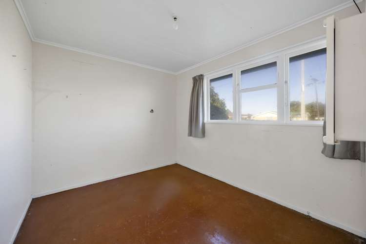 12 Edinburgh Street Patea_16
