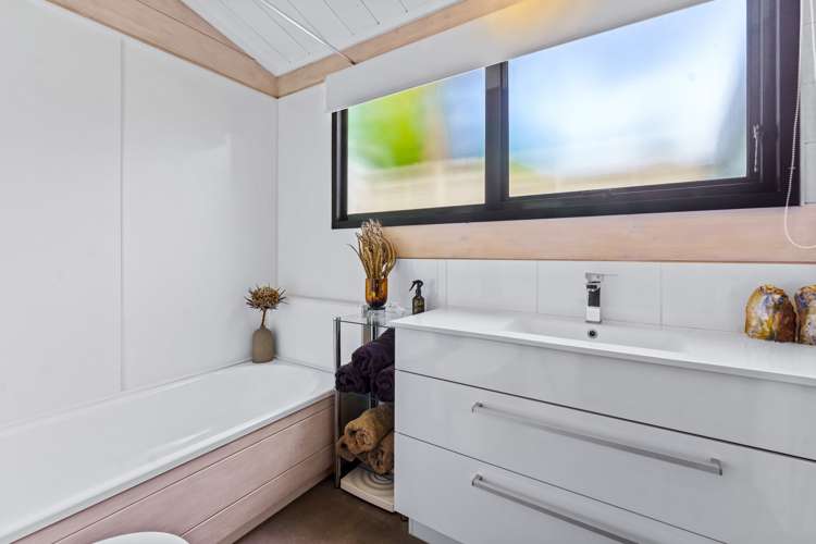 10 Alderton Place Opaheke_29