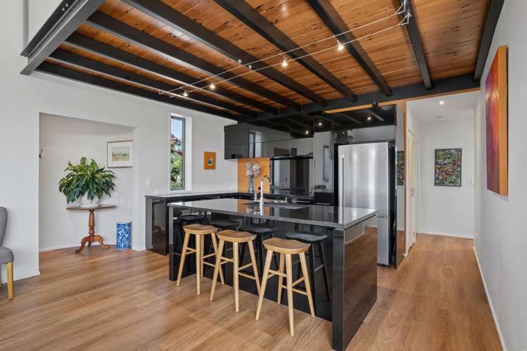 8 Pebble Lane Wanaka_4