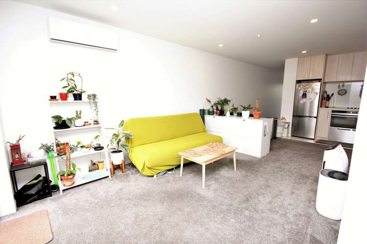 3/66 Longfellow Street Sydenham_3