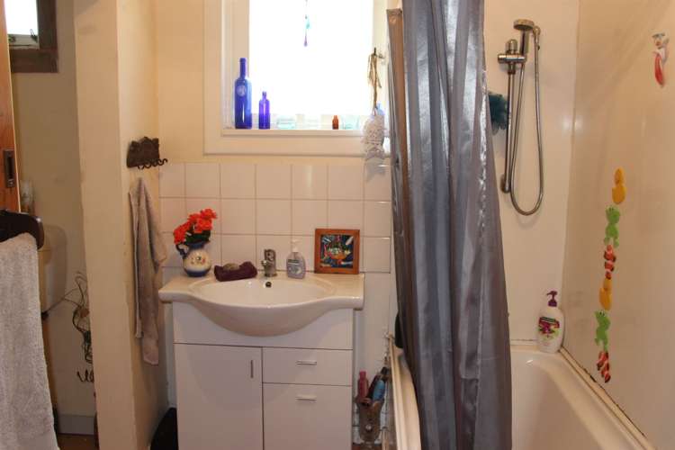 4 Waterloo Street Taylorville_12