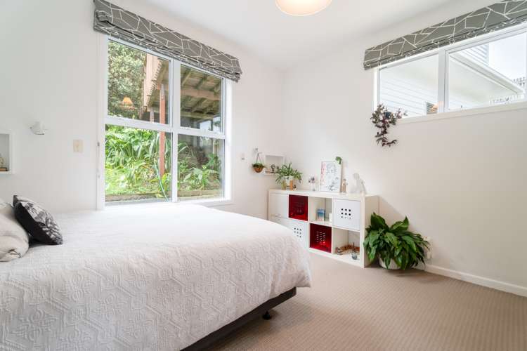 21 Thornley Street Titahi Bay_13