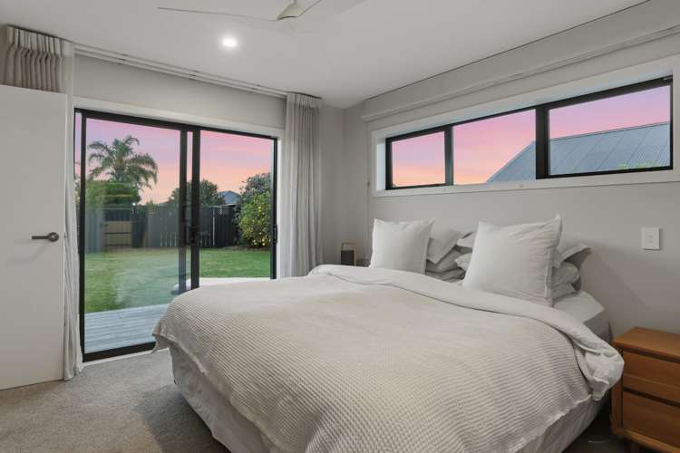 66 Ocean Crest Papamoa_13