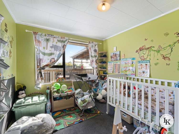 151 Boundary Road Clover Park_15