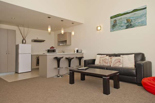 1/18 Eyre Street Whitianga_4