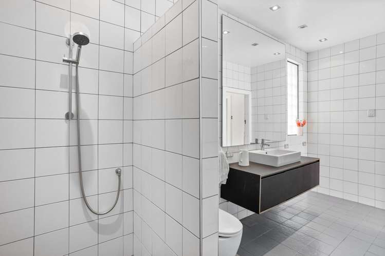 2/73 Keegan Drive Massey_18