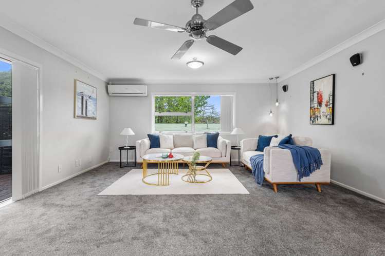 7 Lawrence Crescent Hill Park_6