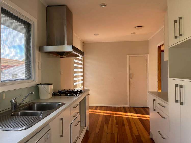 5 Rixon Place Te Atatu Peninsula_3