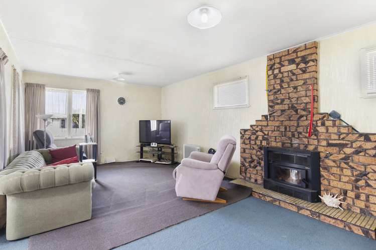 8 Mountbatten Place Papakura_3