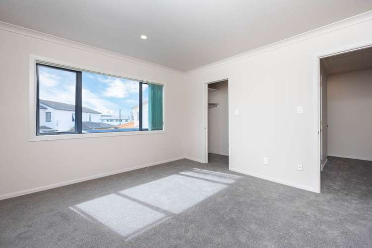 8a Charlenne Close Ranui_12