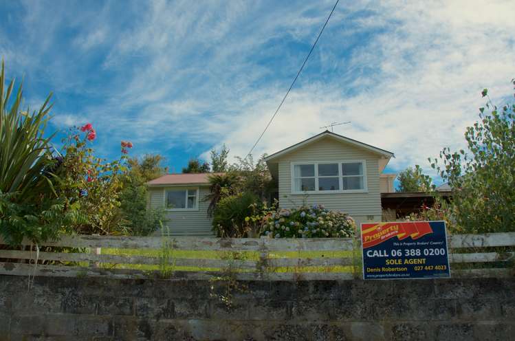 55 Goldfinch Street Taihape and Surrounds_23