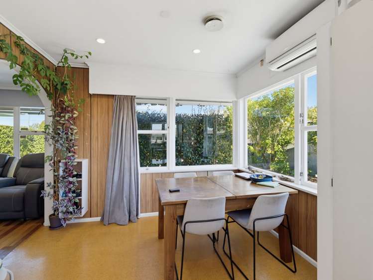 14 Hitchings Ave Onekawa_5