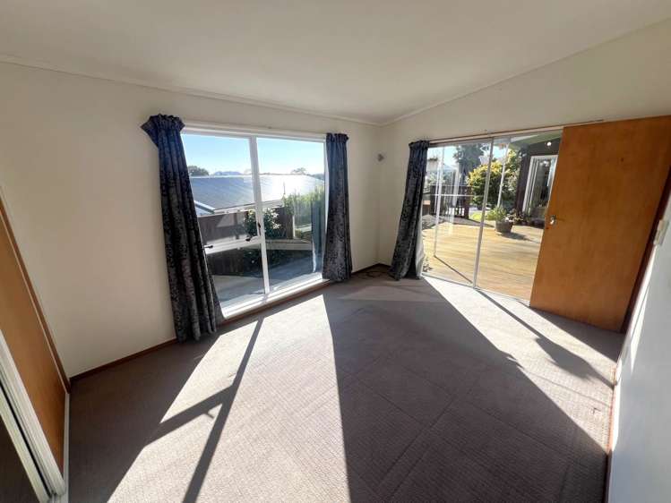 24 Caronia Crescent Lynfield_6