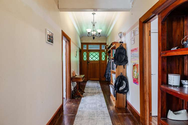 24 Main Street Pahiatua_7