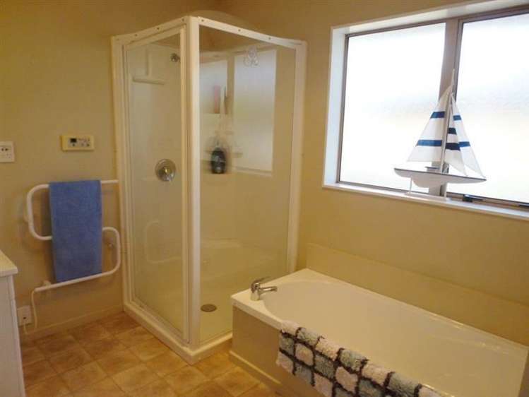 57 Makarini Street Paraparaumu_10