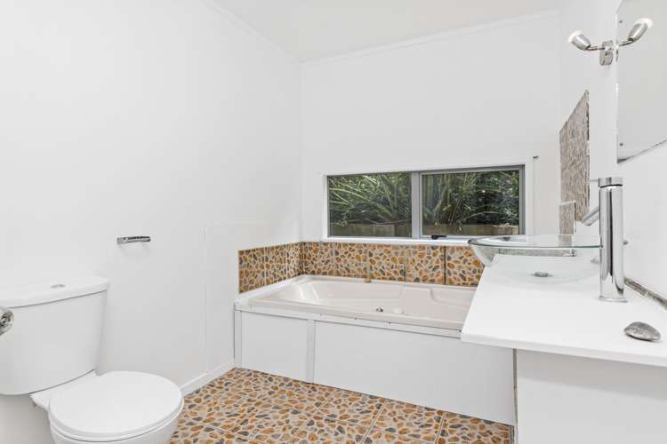 22b Norman Road Titirangi_6