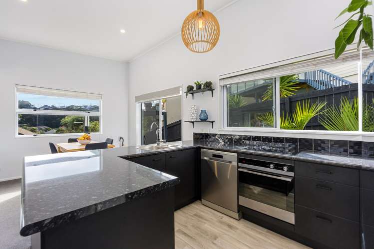 5a Mollyhawk Rise Arkles Bay_5