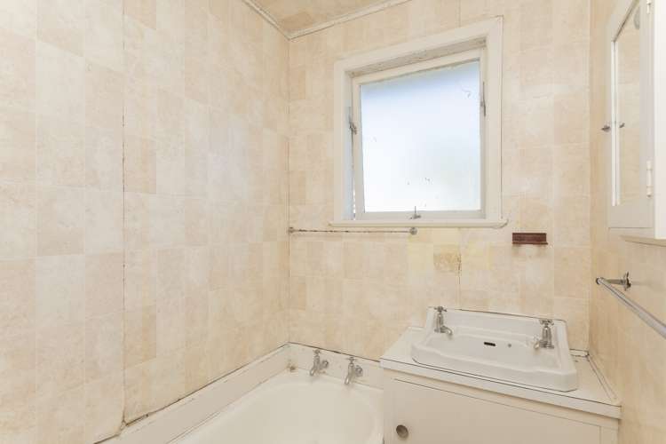 16 Ropata Street Kaiti_13