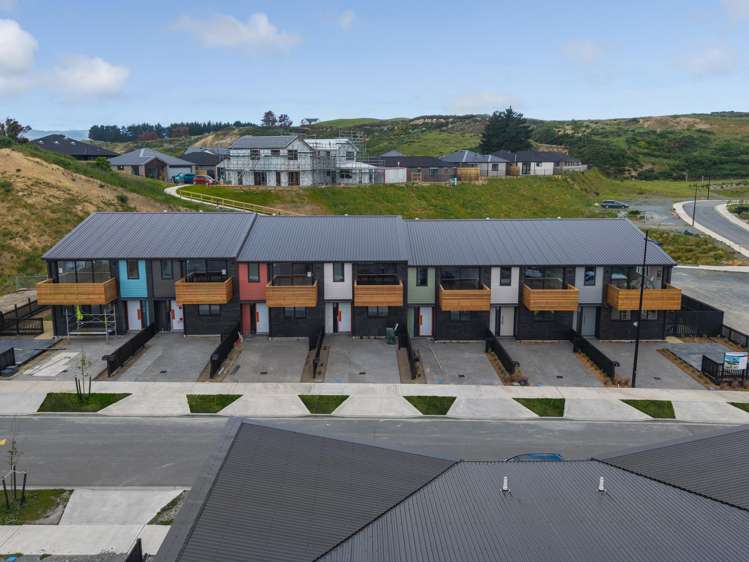 65 and 63 Oakum Road Whitby_27