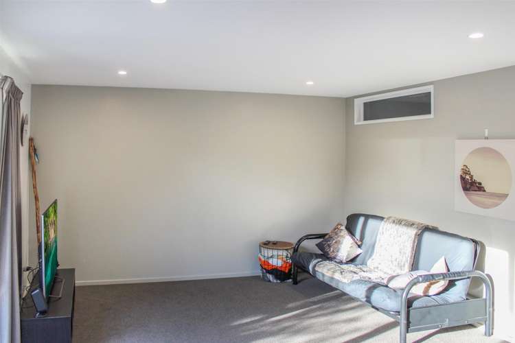 2/7 Browning Street Sydenham_3